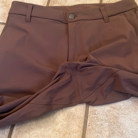 Lululemon men’s commission pants - Picture 8 of 14